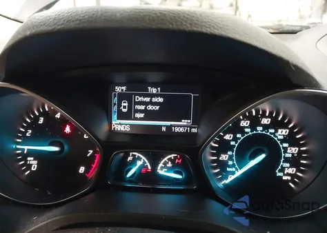 2015 Ford Escape Se z USA, uszkodzony, nr VIN 1FMCU9G91FUB70035